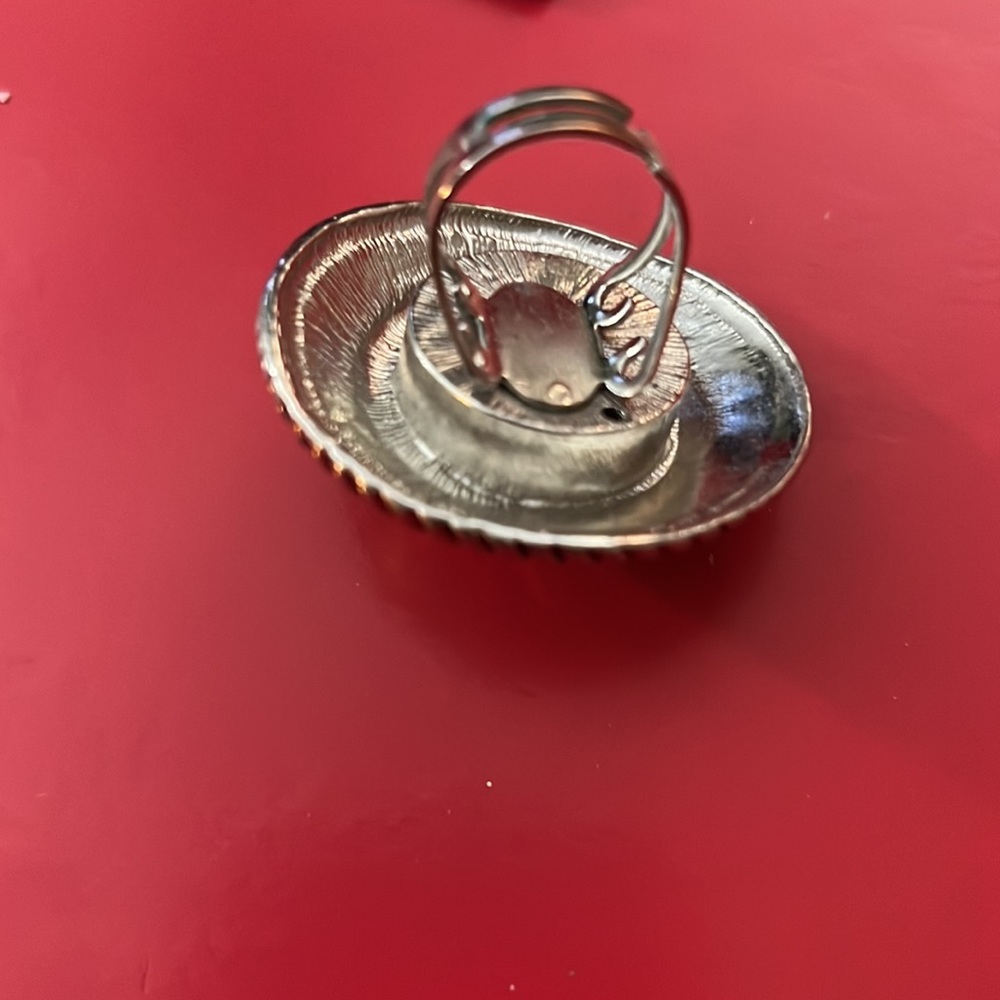 Beautiful adjustable ring - Picture 2 of 3